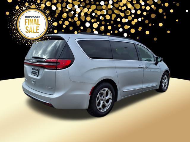 used 2023 Chrysler Pacifica car, priced at $37,091