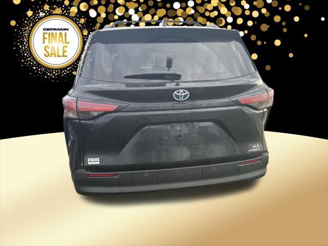 used 2022 Toyota Sienna car, priced at $29,454