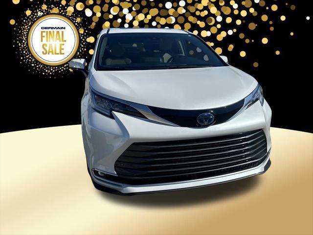 new 2024 Toyota Sienna car, priced at $54,025