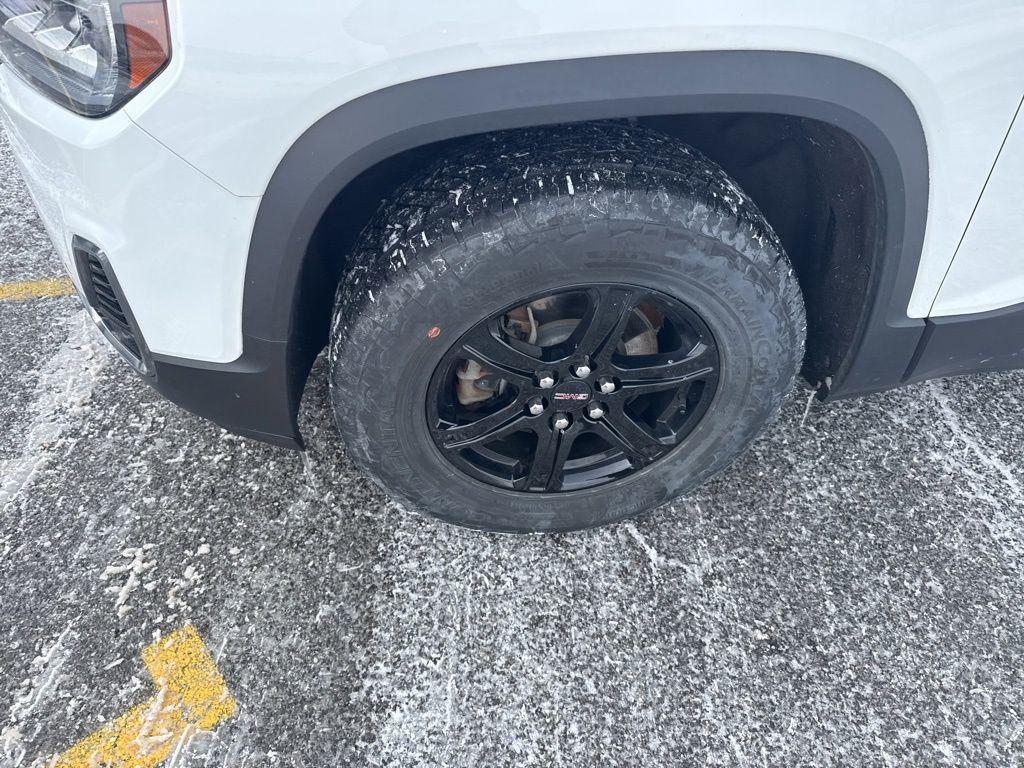 used 2023 GMC Acadia car, priced at $33,700