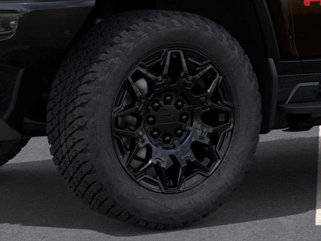 new 2025 GMC HUMMER EV Pickup car, priced at $98,115
