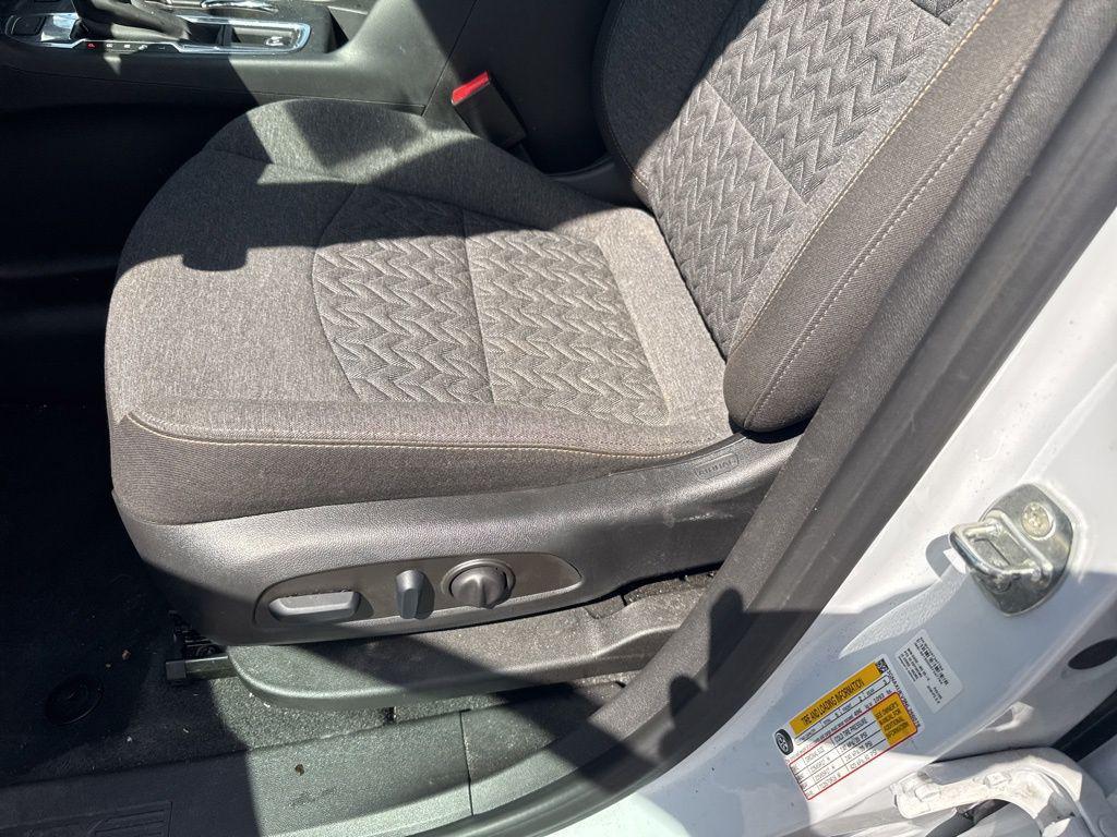 used 2022 Chevrolet Equinox car, priced at $23,799