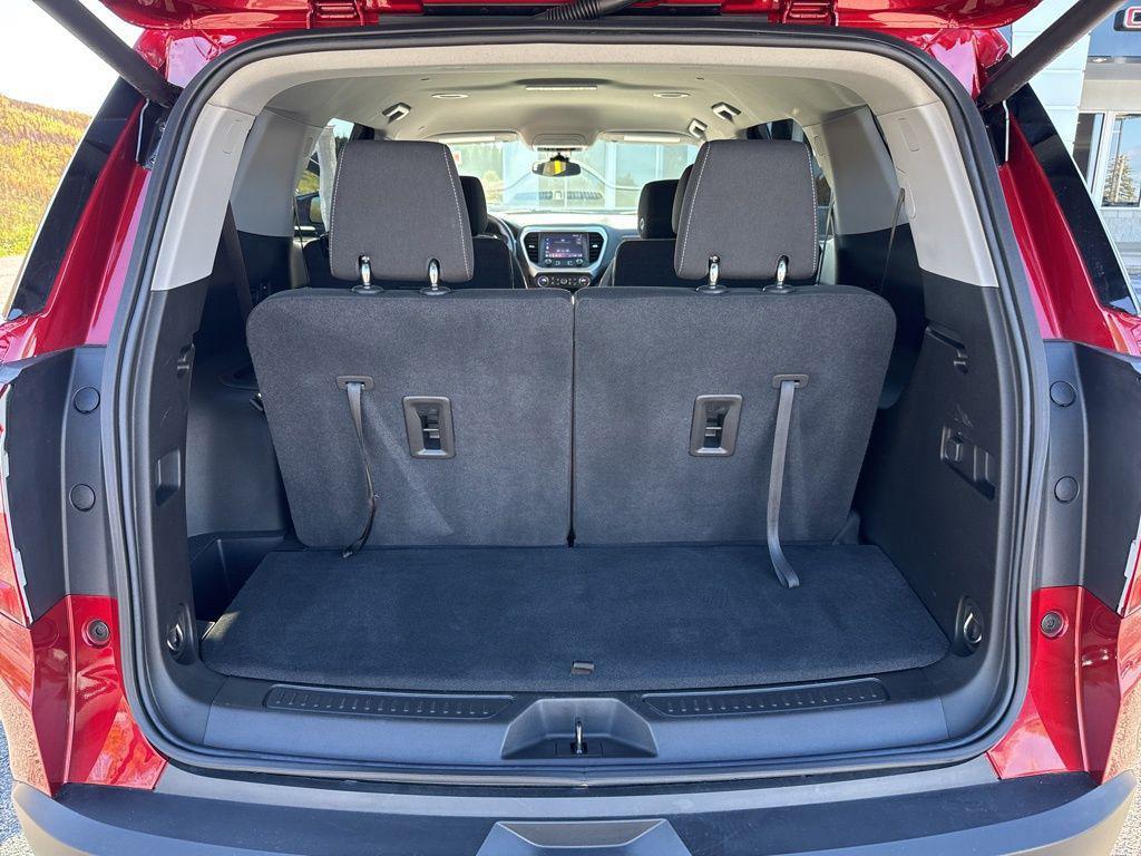 used 2023 GMC Acadia car, priced at $31,899