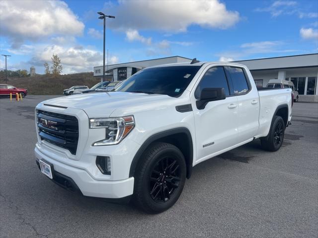 used 2022 GMC Sierra 1500 car, priced at $35,995