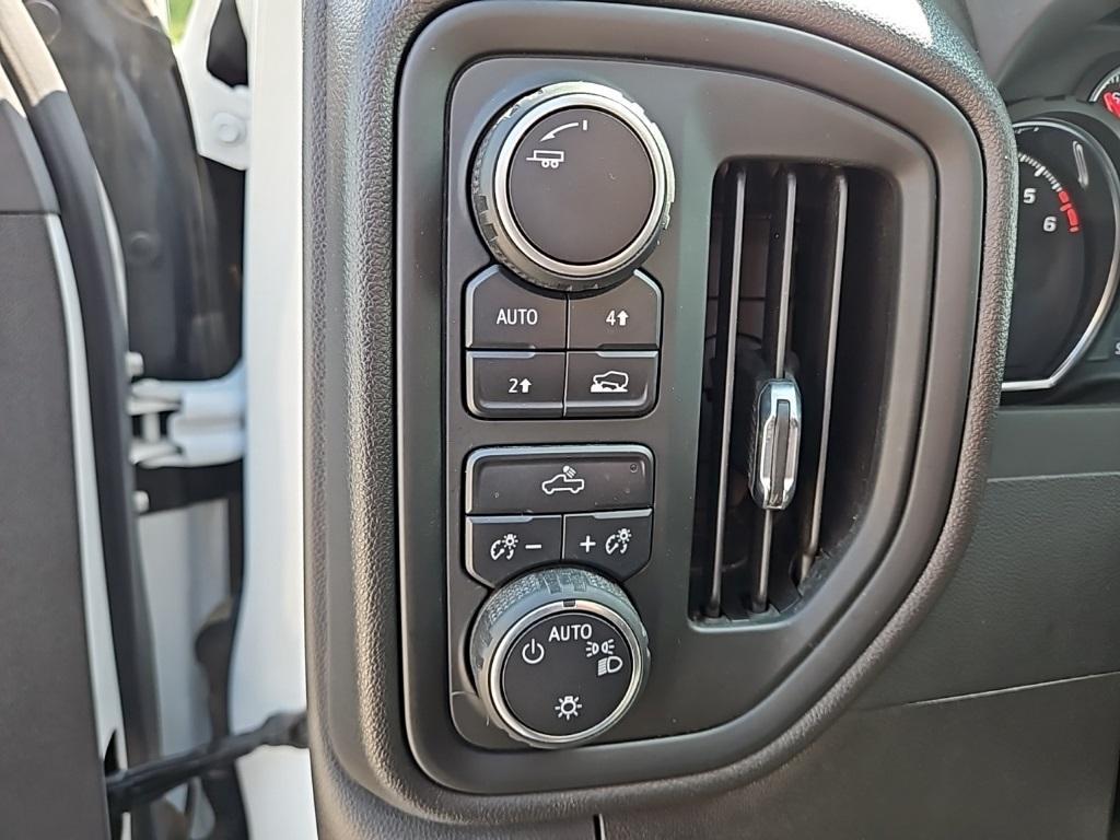 used 2022 Chevrolet Silverado 1500 Limited car, priced at $27,900