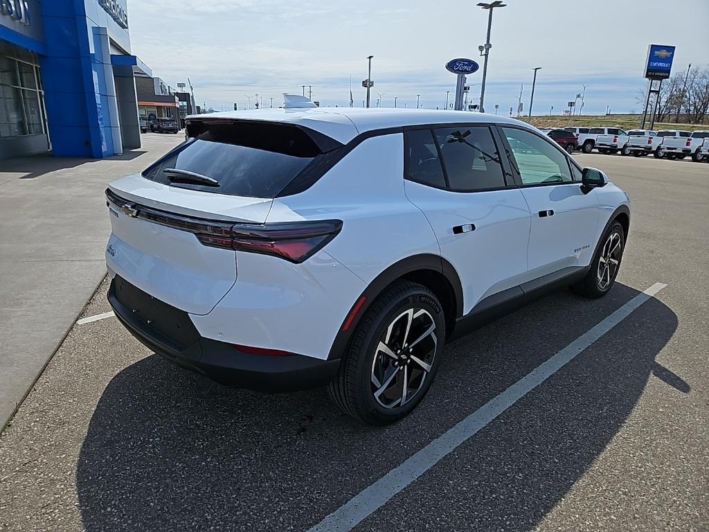 new 2025 Chevrolet Equinox EV car, priced at $35,790