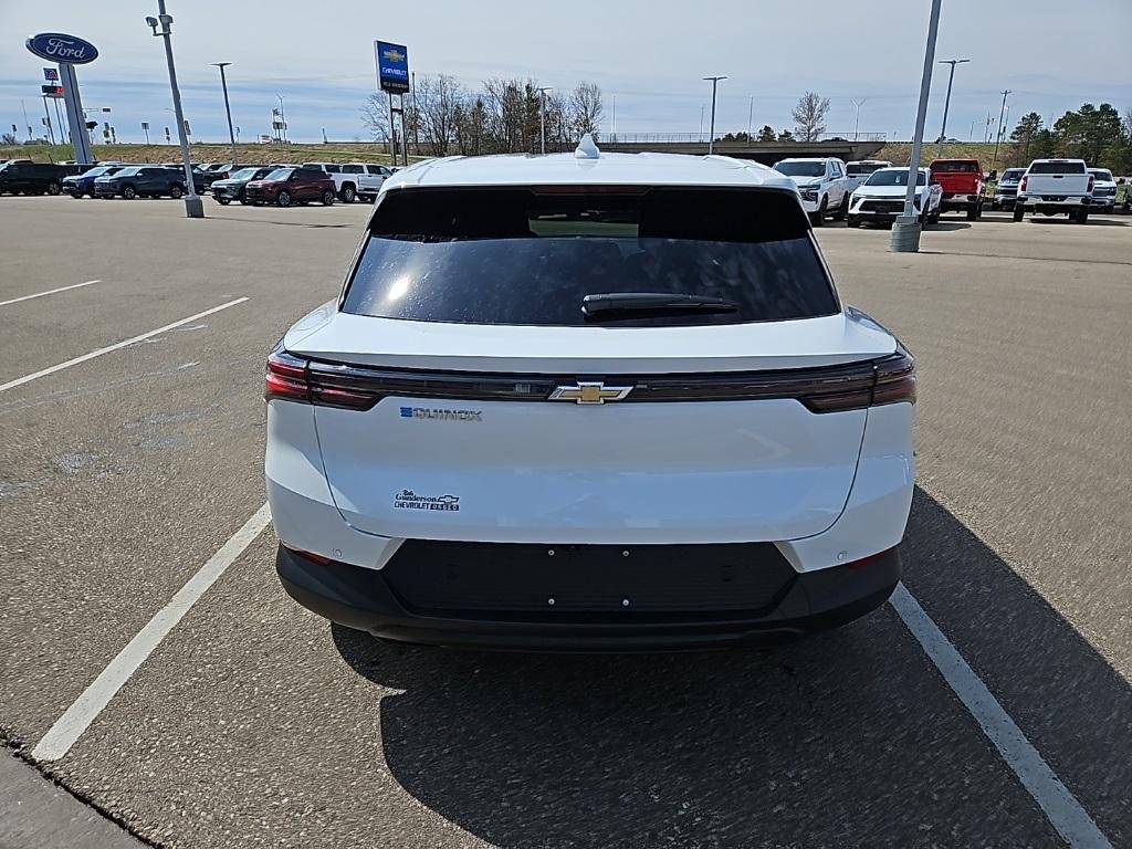 new 2025 Chevrolet Equinox EV car, priced at $35,790