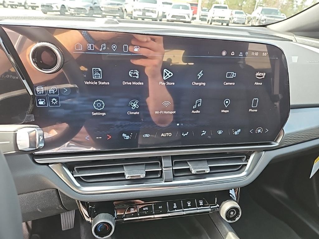 new 2025 Chevrolet Equinox EV car, priced at $35,790
