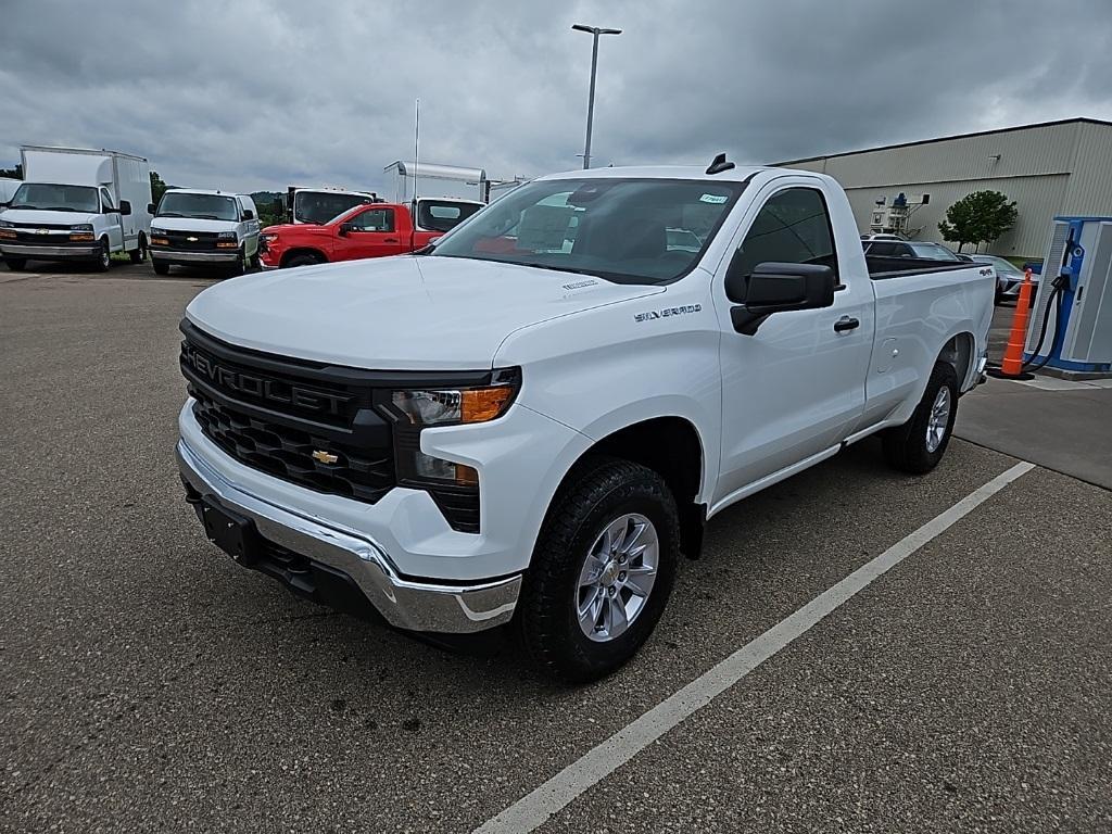 new 2025 Chevrolet Silverado 1500 car, priced at $42,260