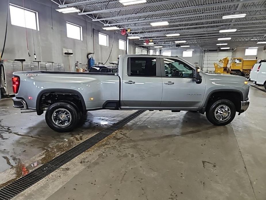 new 2025 Chevrolet Silverado 3500 car