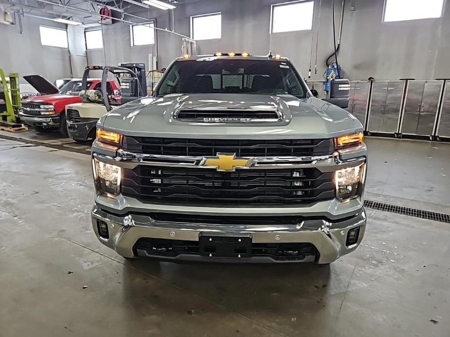 new 2025 Chevrolet Silverado 3500 car