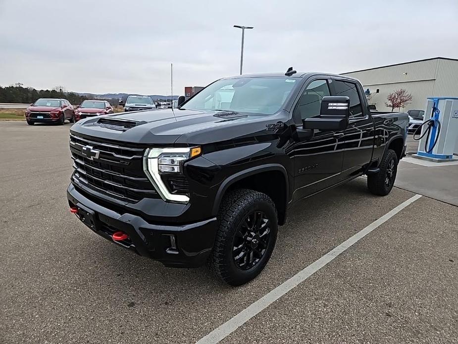 new 2025 Chevrolet Silverado 3500 car