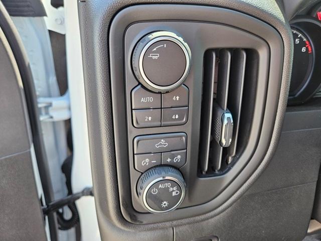 new 2025 Chevrolet Silverado 1500 car, priced at $42,260
