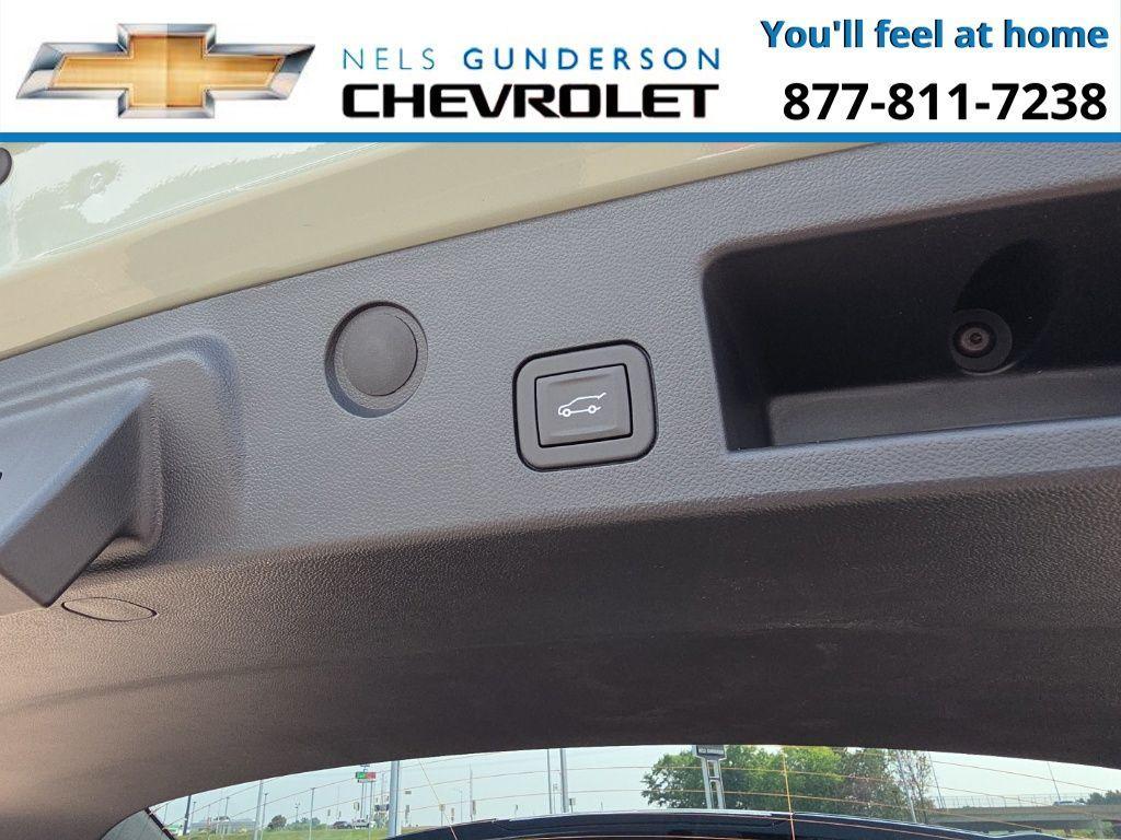 new 2026 Chevrolet Equinox car, priced at $34,900