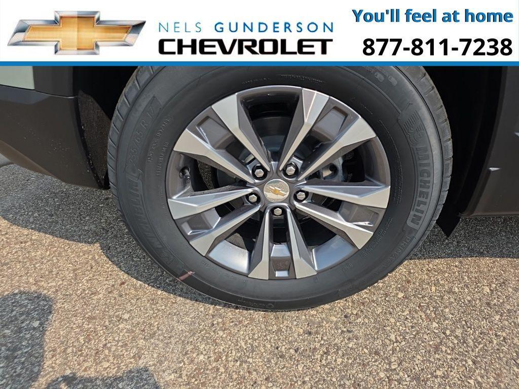 new 2026 Chevrolet Equinox car, priced at $34,900