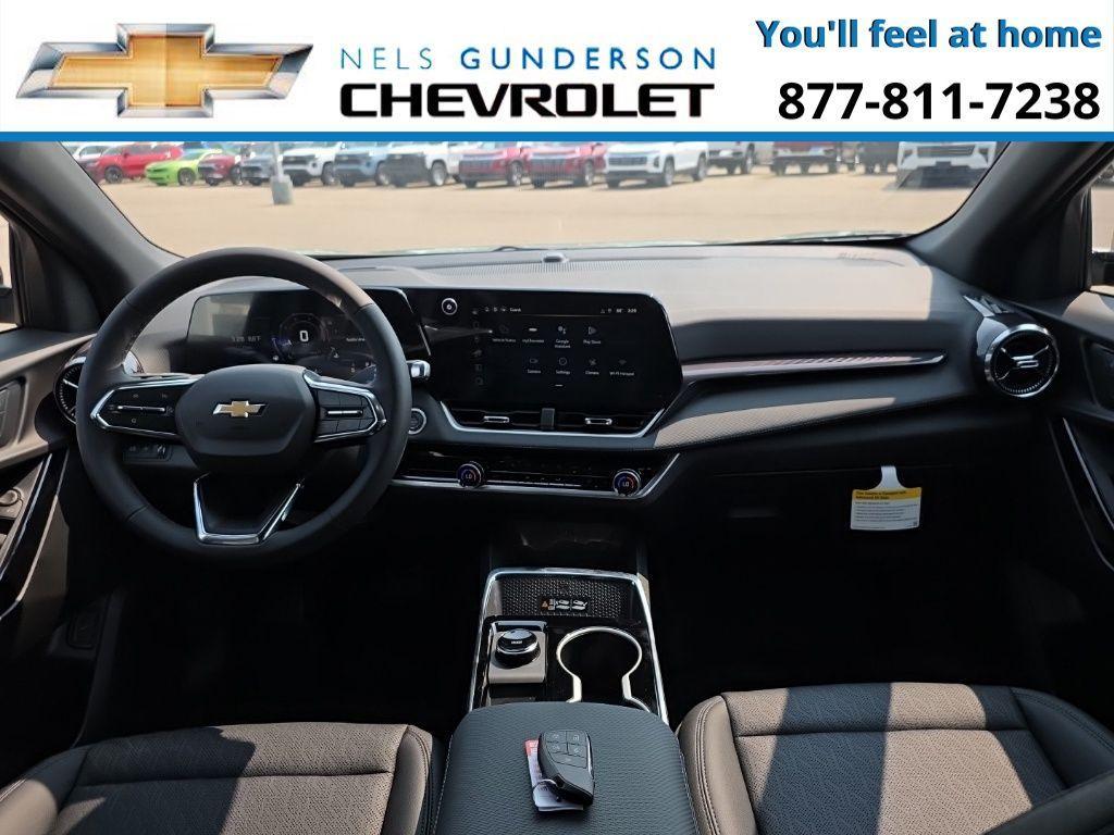 new 2026 Chevrolet Equinox car, priced at $34,900
