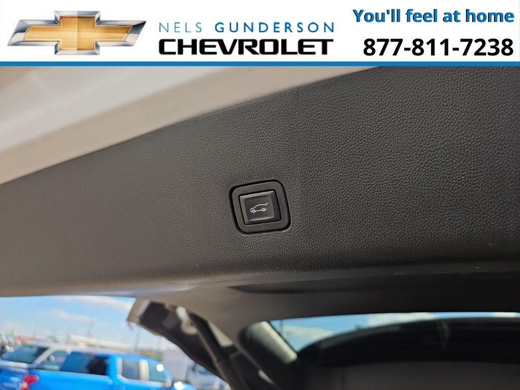 used 2019 Chevrolet Traverse car, priced at $18,900