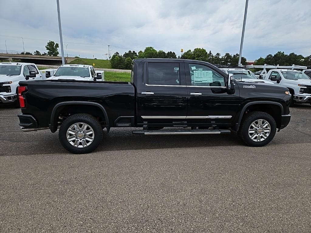 new 2025 Chevrolet Silverado 3500 car, priced at $77,280