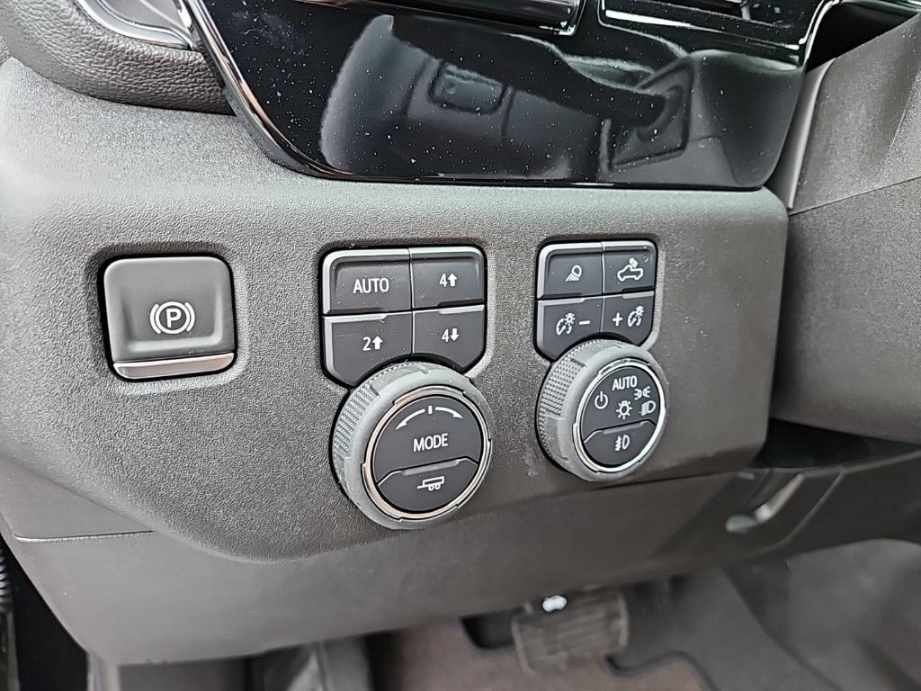 new 2025 Chevrolet Silverado 3500 car, priced at $77,280