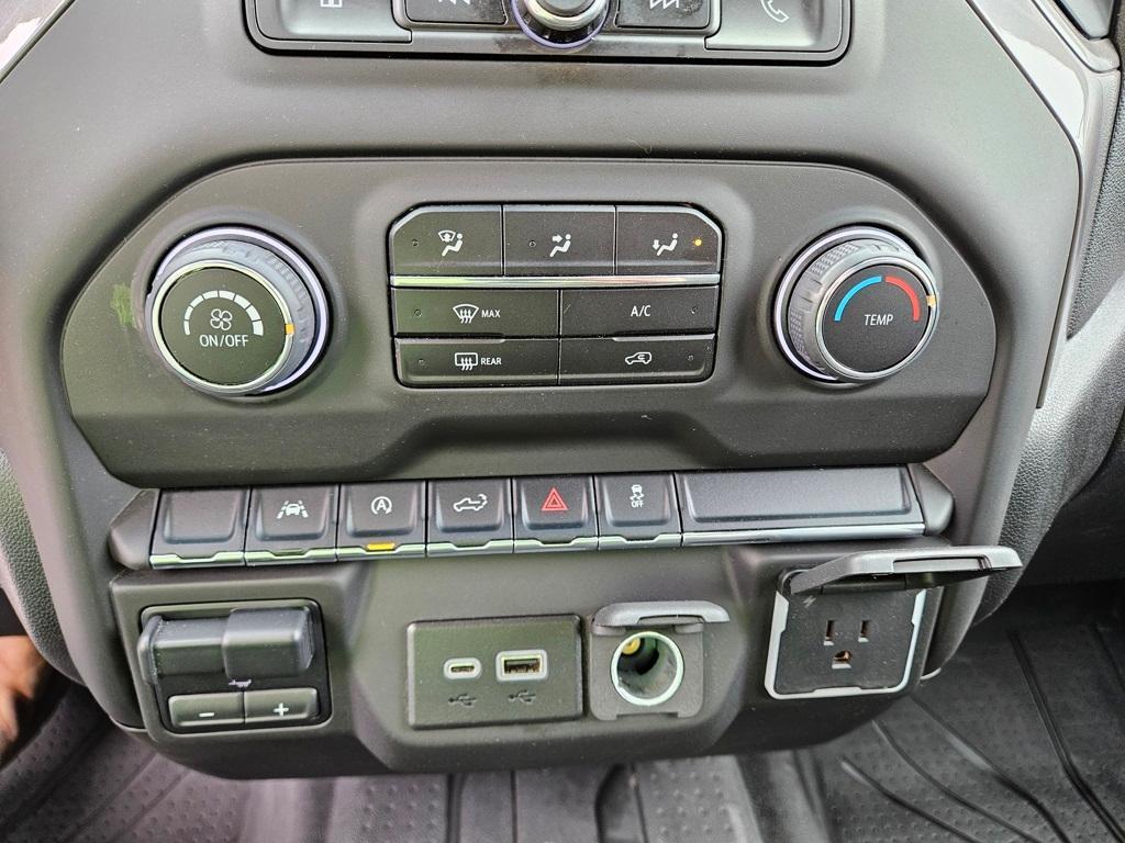 used 2023 Chevrolet Silverado 1500 car, priced at $33,900
