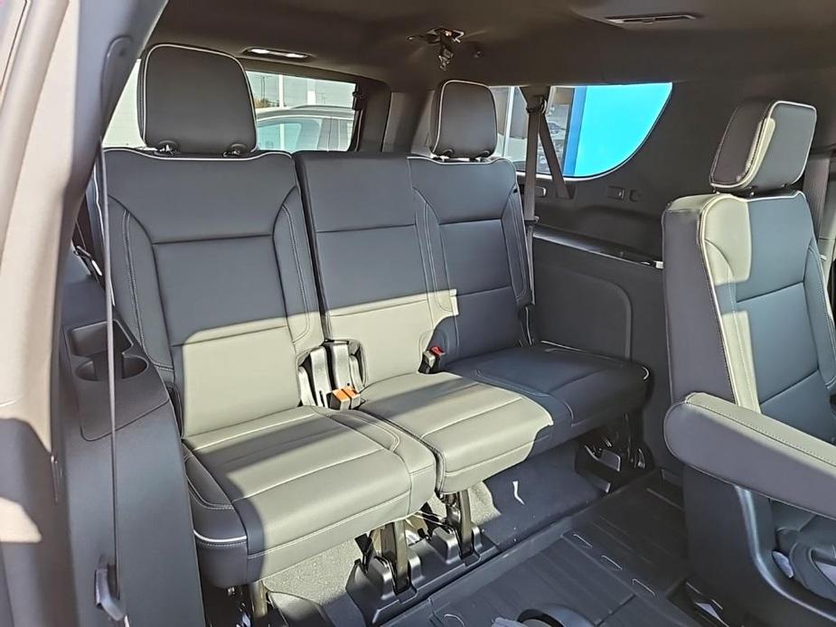 new 2024 Chevrolet Suburban car, priced at $83,700