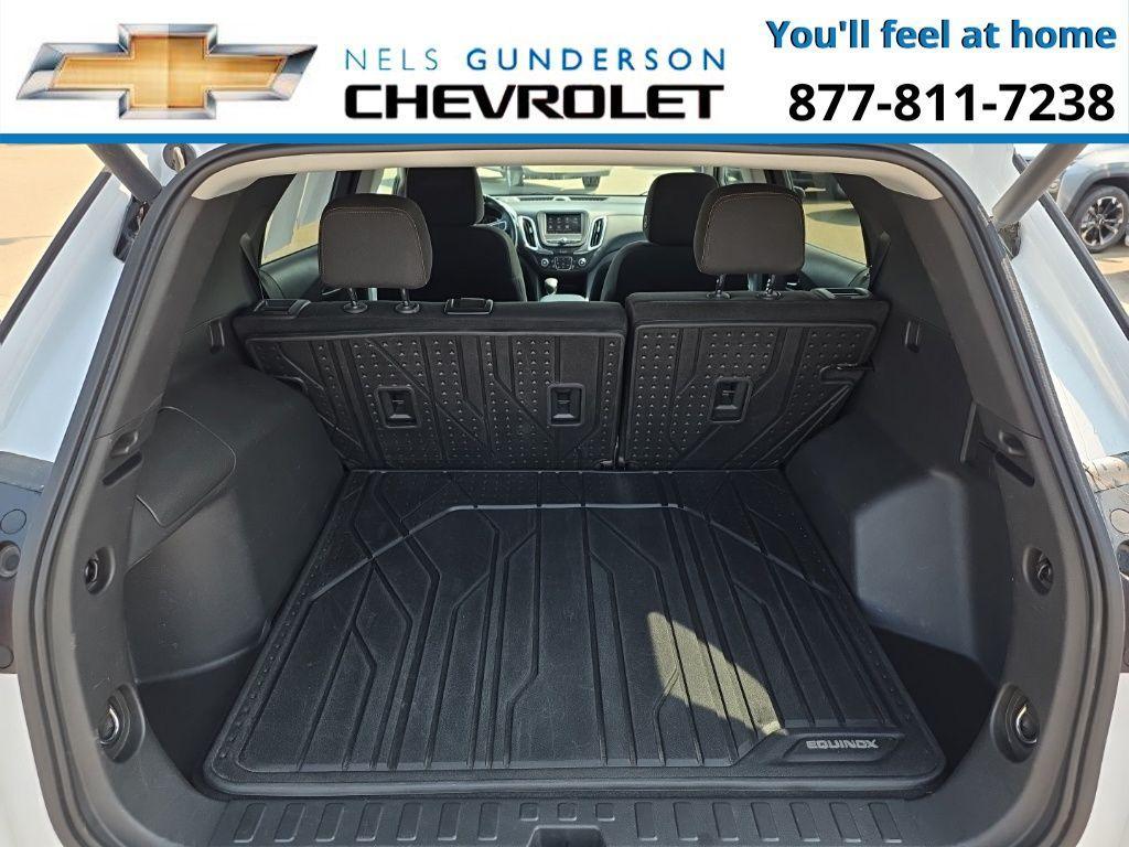 used 2022 Chevrolet Equinox car, priced at $21,900