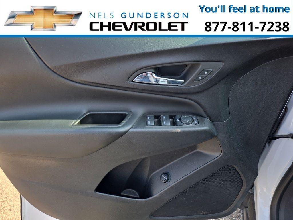 used 2022 Chevrolet Equinox car, priced at $21,900