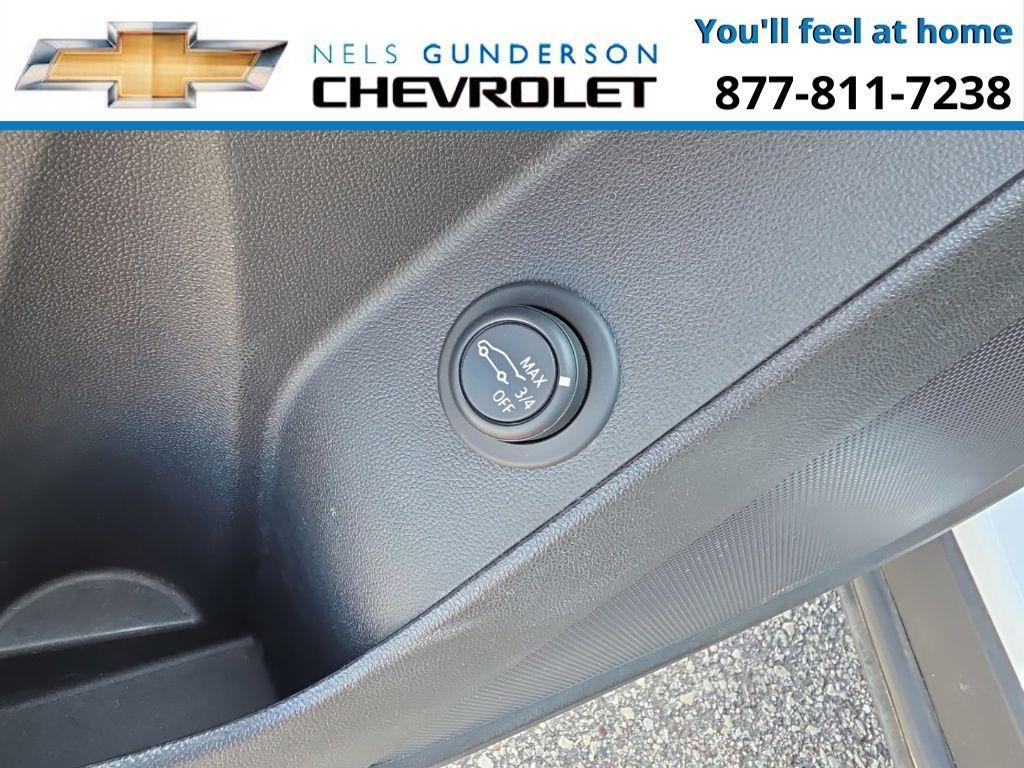 used 2022 Chevrolet Equinox car, priced at $21,900