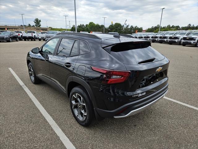 new 2025 Chevrolet Trax car