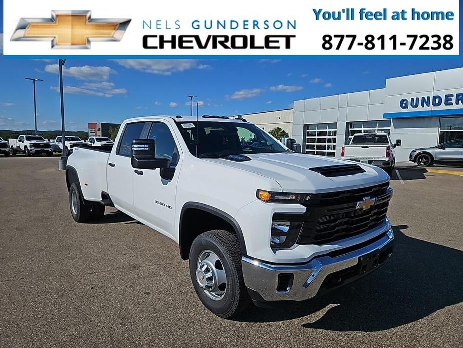 new 2025 Chevrolet Silverado 3500 car