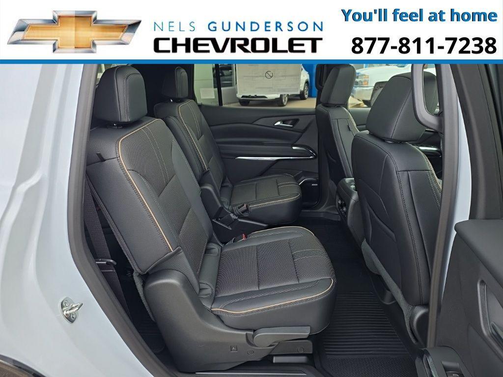new 2026 Chevrolet Traverse car, priced at $61,200
