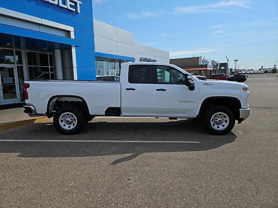 new 2025 Chevrolet Silverado 3500 car