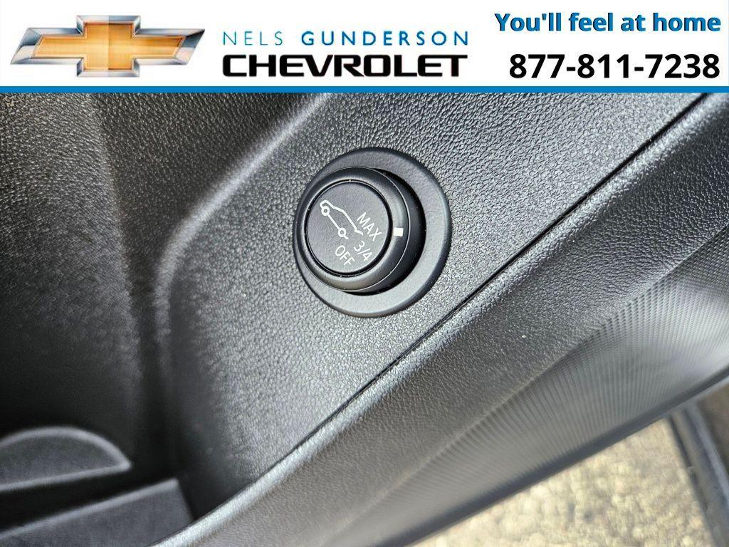used 2022 Chevrolet Equinox car, priced at $22,900