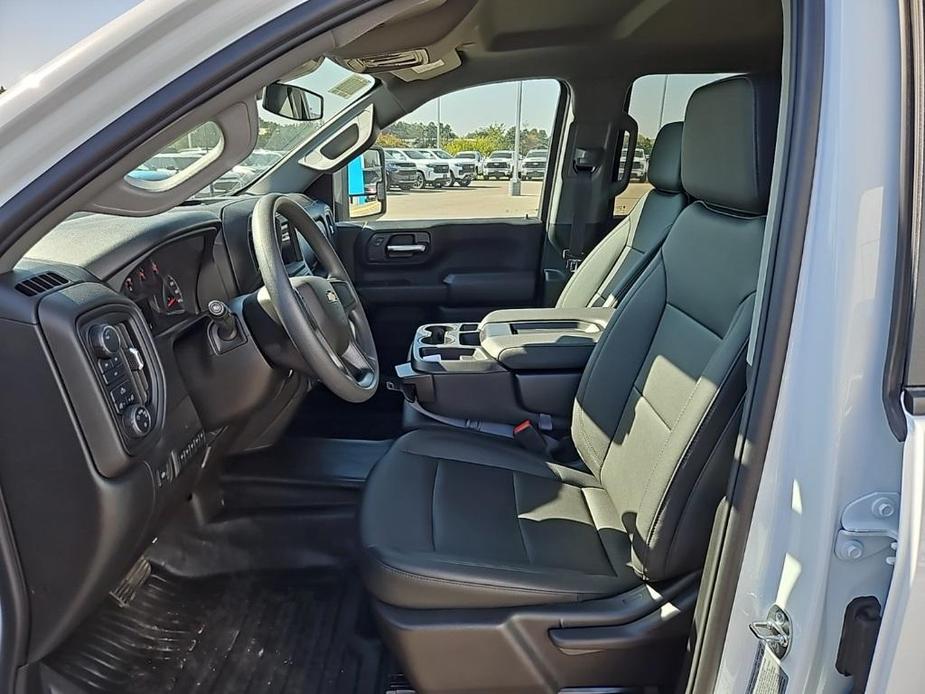 new 2024 Chevrolet Silverado 2500 car, priced at $68,900