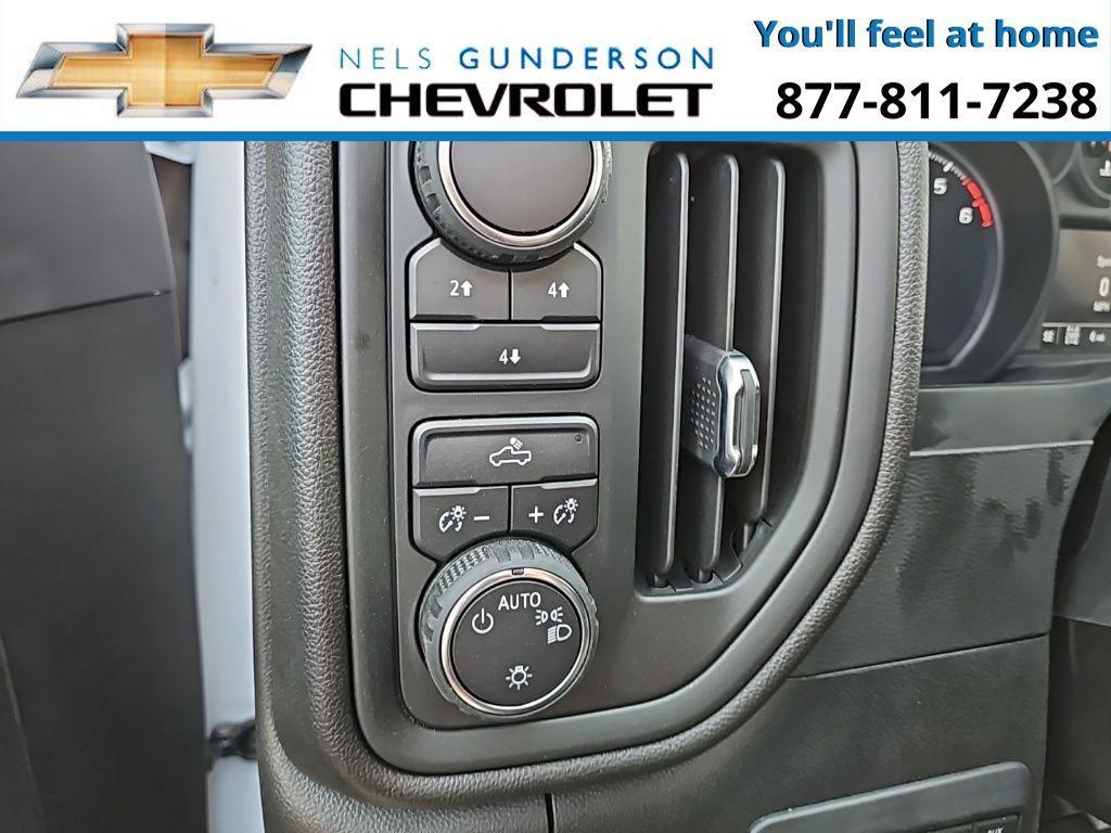 new 2024 Chevrolet Silverado 2500 car, priced at $65,400