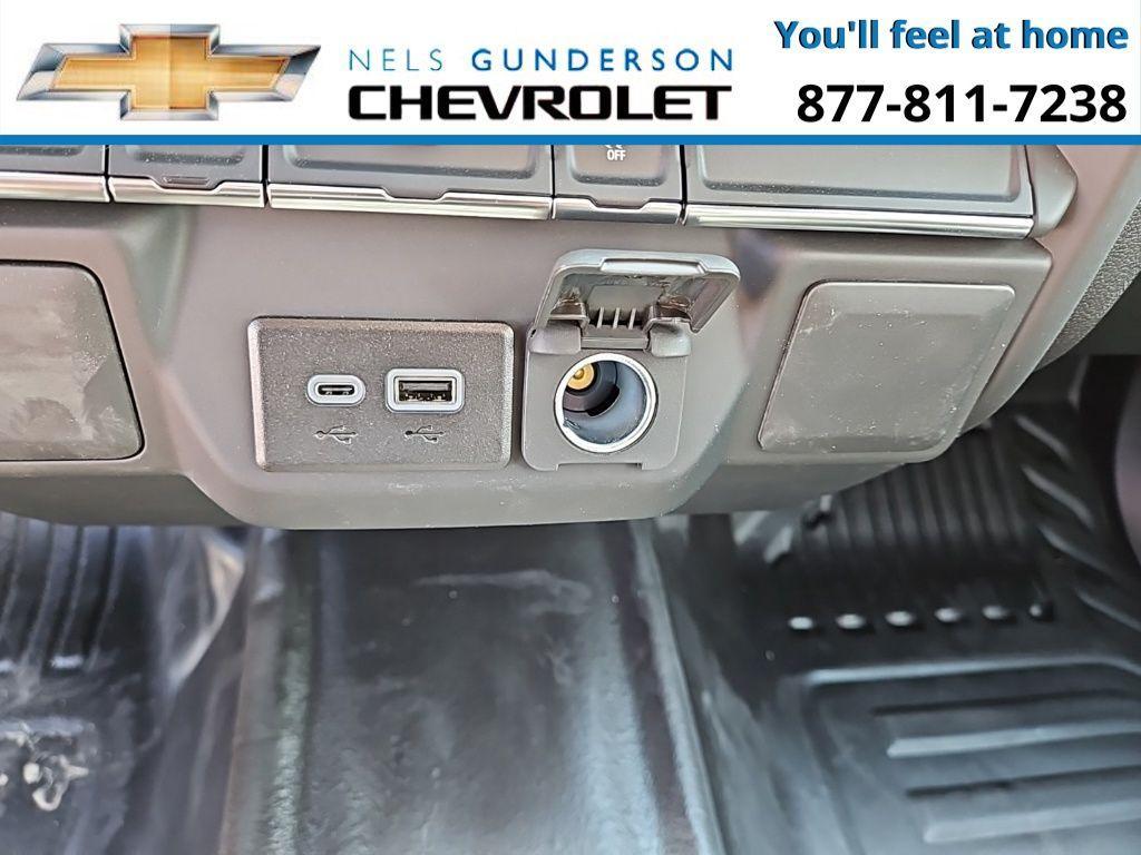 new 2024 Chevrolet Silverado 2500 car, priced at $65,400