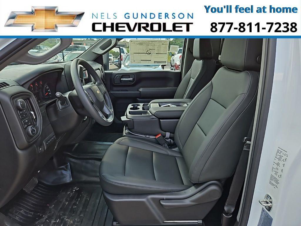 new 2024 Chevrolet Silverado 2500 car, priced at $65,400