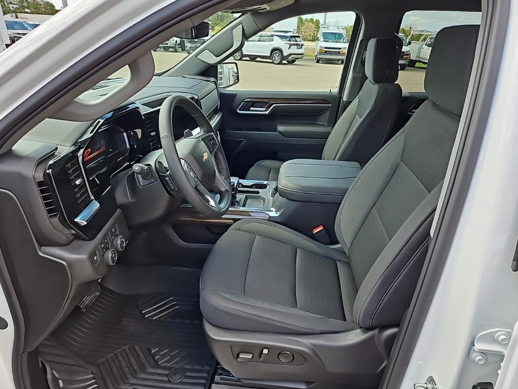 new 2025 Chevrolet Silverado 1500 car, priced at $57,870