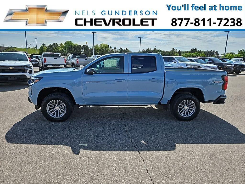 new 2025 Chevrolet Colorado car, priced at $43,900