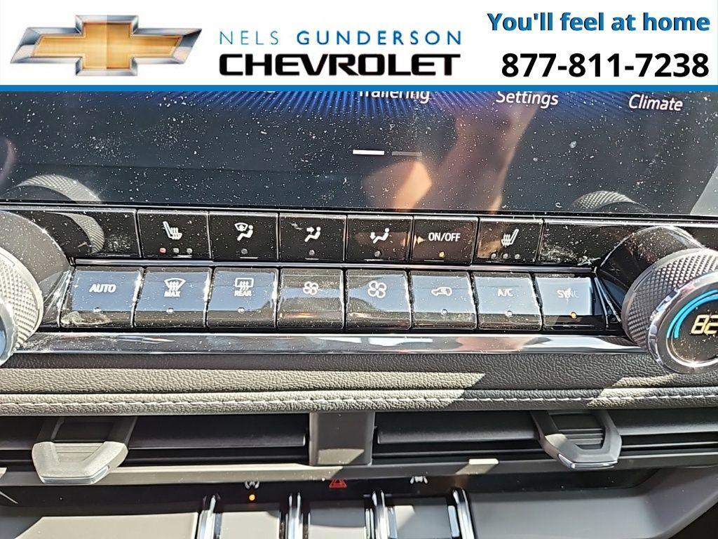 new 2025 Chevrolet Colorado car, priced at $43,900