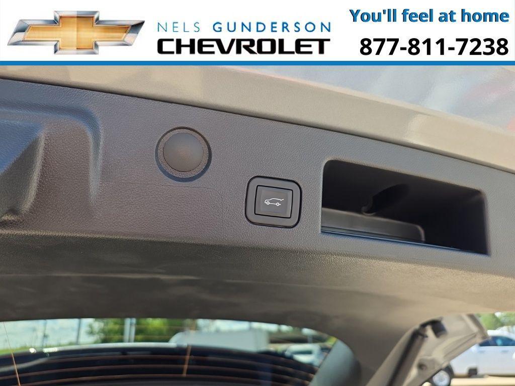 new 2026 Chevrolet Equinox car, priced at $35,450