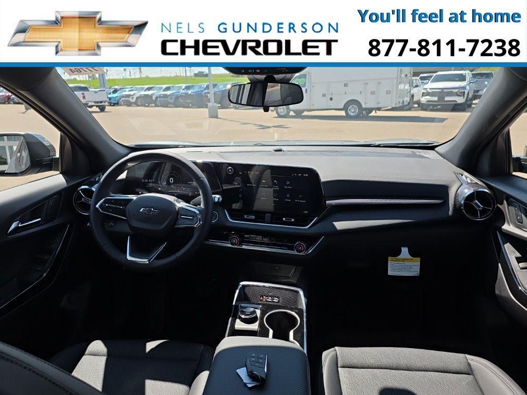 new 2026 Chevrolet Equinox car, priced at $35,450