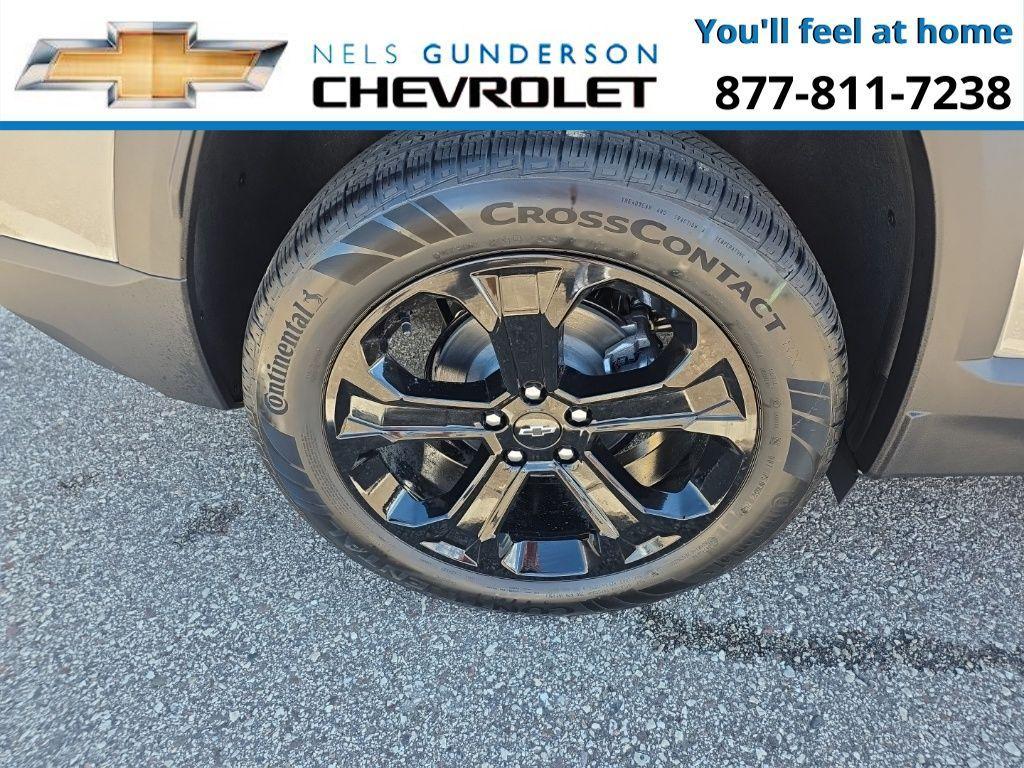 new 2026 Chevrolet Equinox car, priced at $35,450