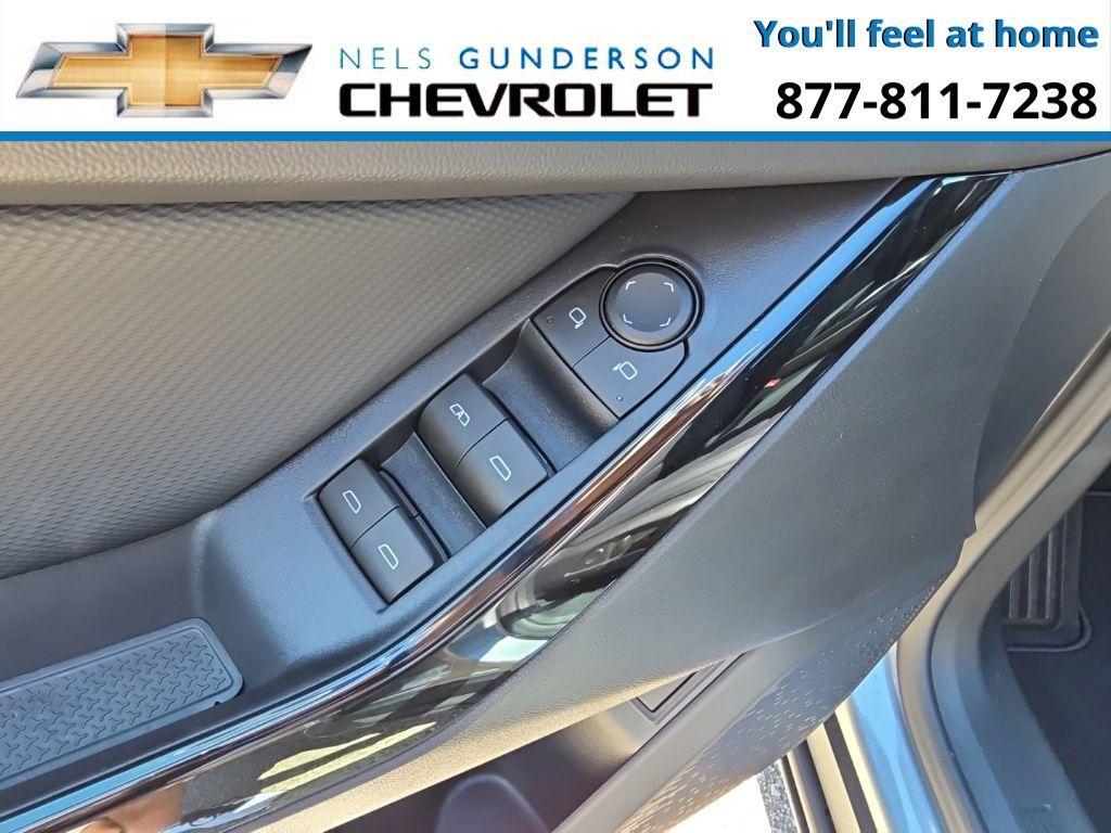 new 2026 Chevrolet Equinox car, priced at $35,450