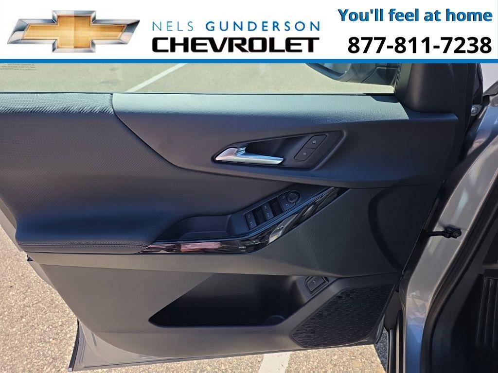 new 2026 Chevrolet Equinox car, priced at $35,450