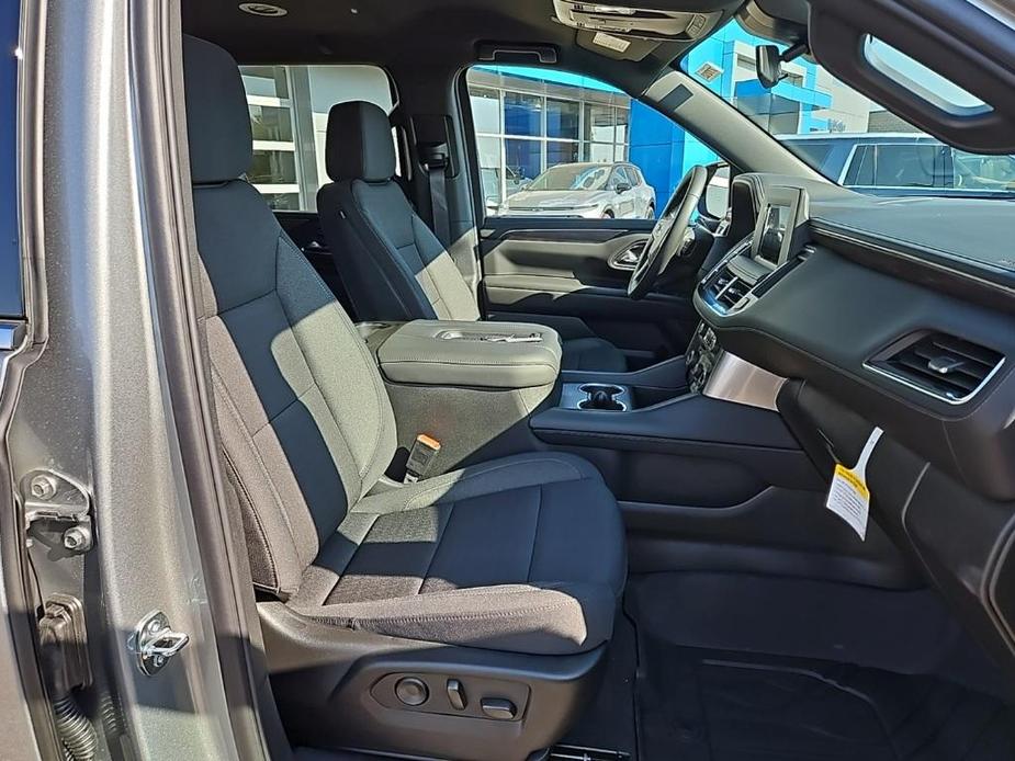 new 2024 Chevrolet Suburban car, priced at $66,485