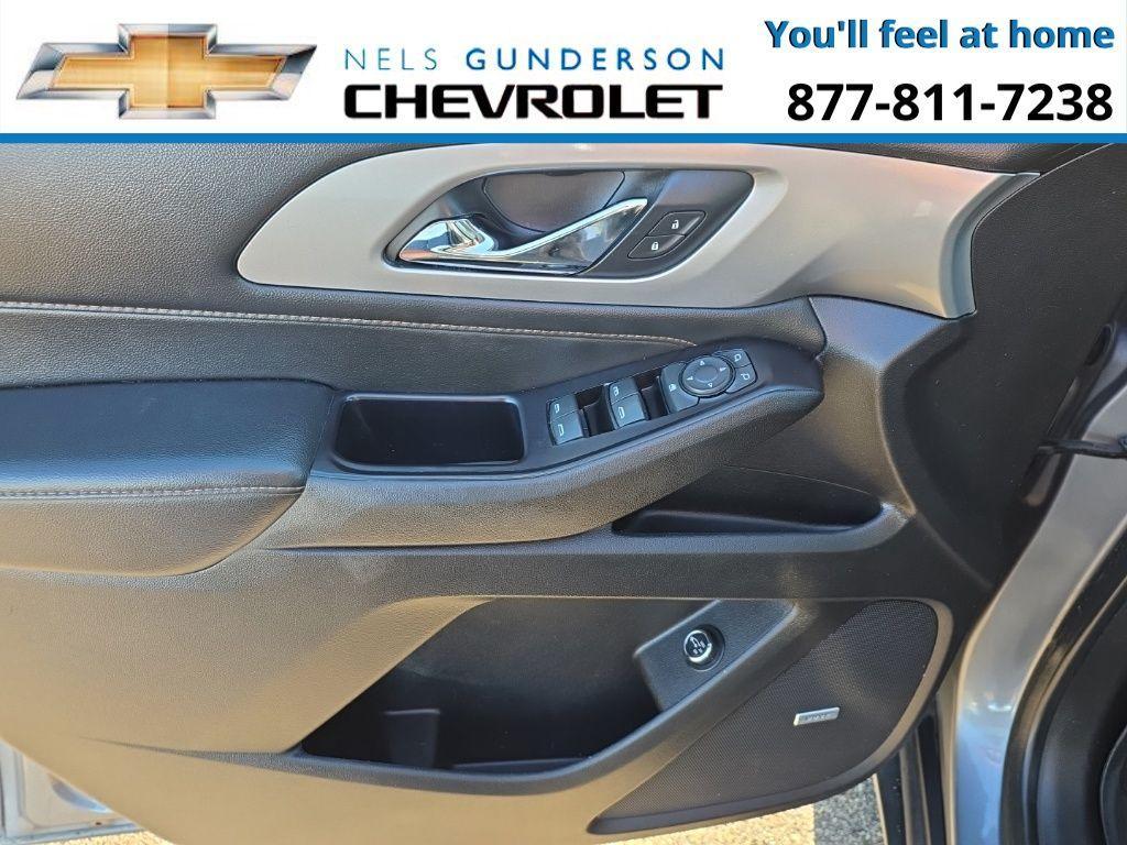 used 2019 Chevrolet Traverse car, priced at $22,900
