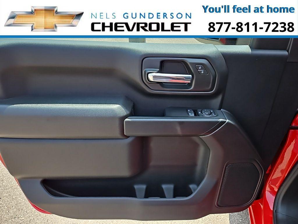 new 2025 Chevrolet Silverado 2500 car, priced at $53,010
