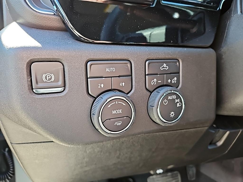 new 2025 Chevrolet Silverado 1500 car, priced at $52,395