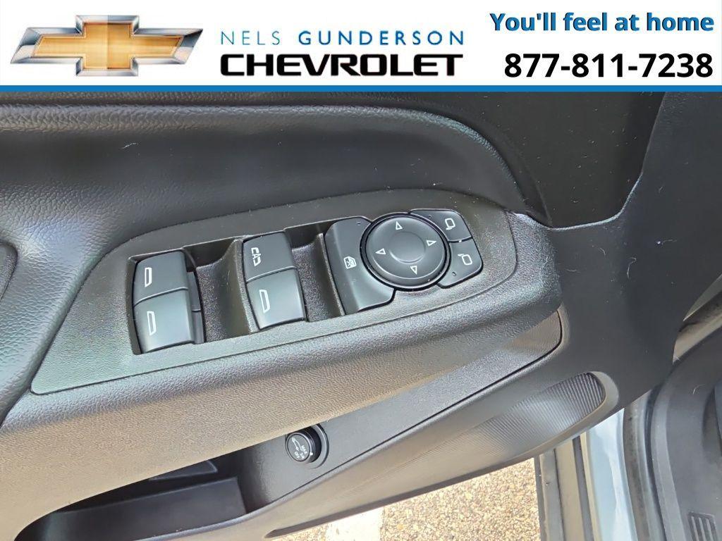 used 2024 Chevrolet Equinox car, priced at $24,990